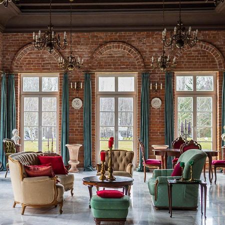 Dworek Atrium Томашув-Любельский Экстерьер фото